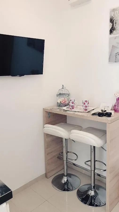 Studio Apartment Legcevic Kastela